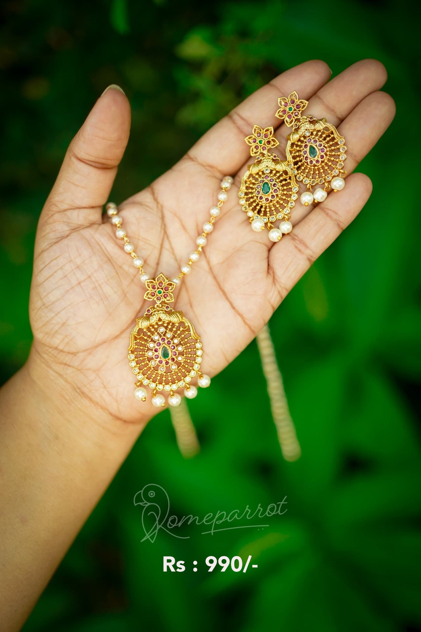 Pearl Necklace Set