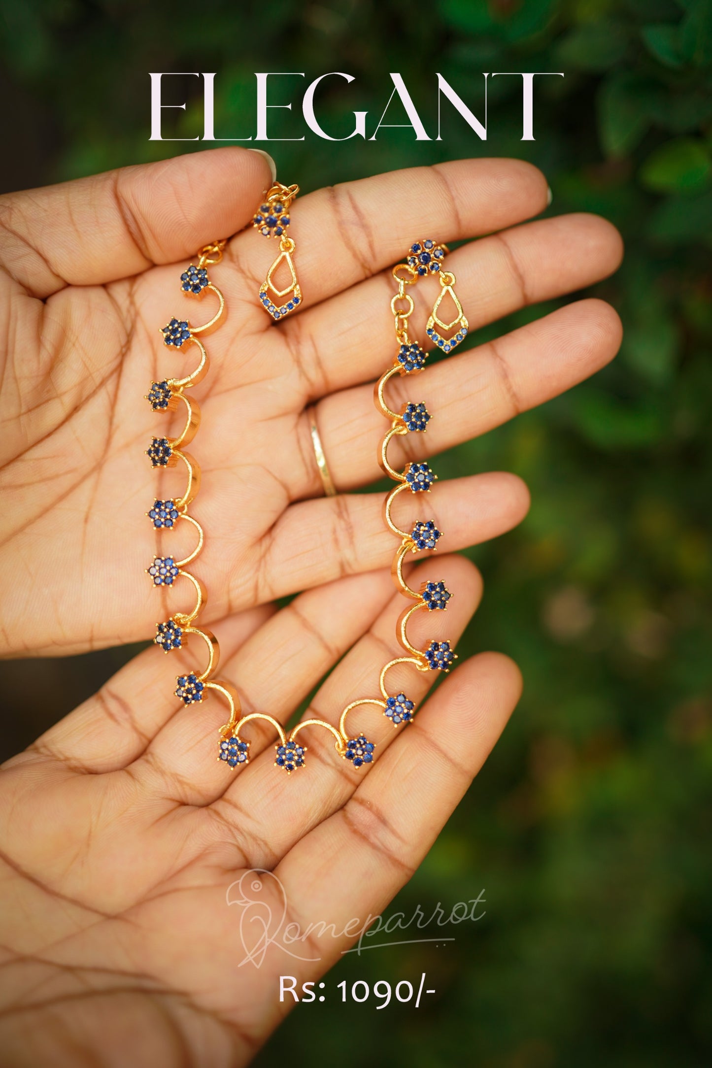 Stylish Floral Necklace Set
