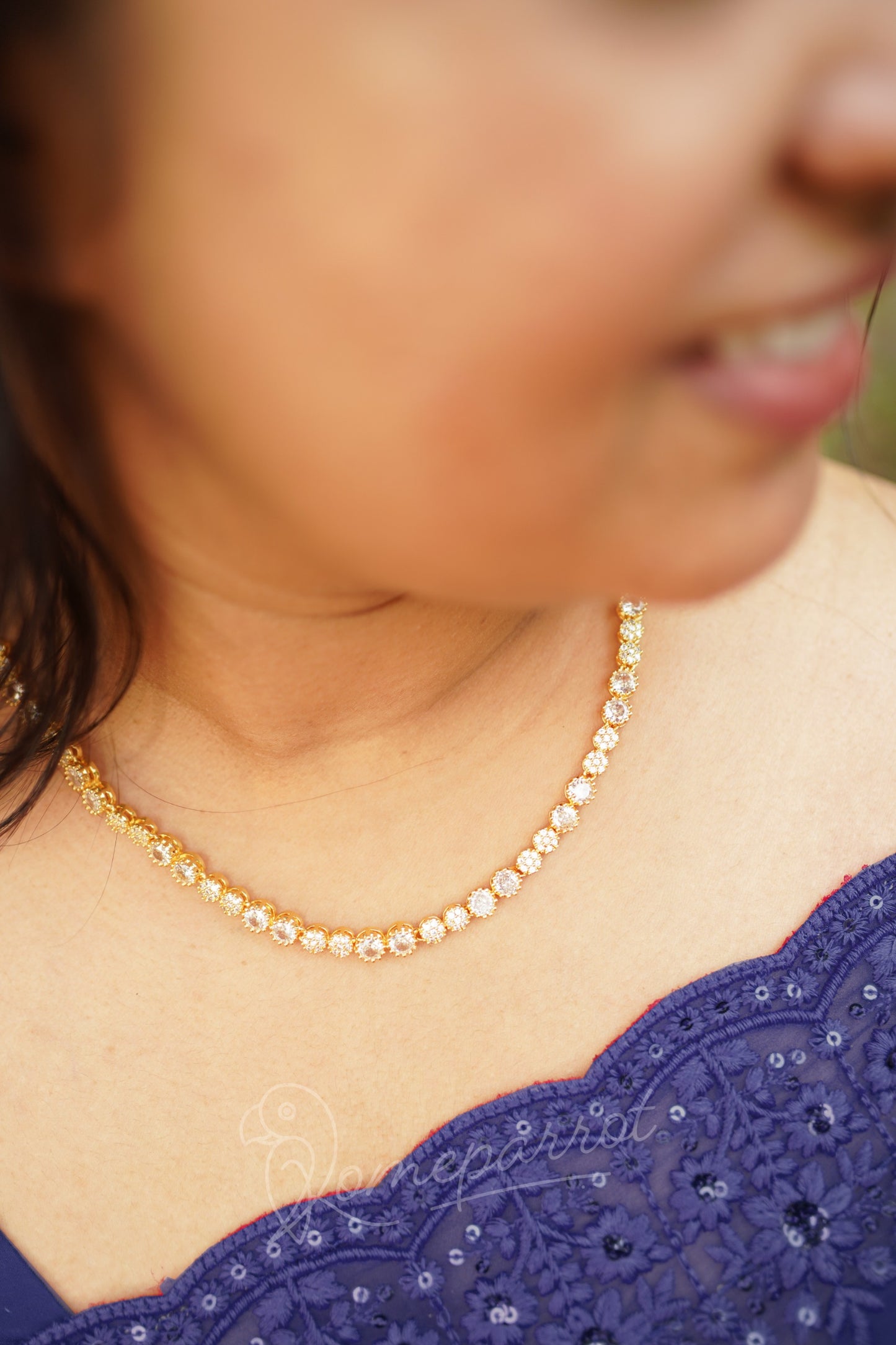 Short full white stones gold plated necklace