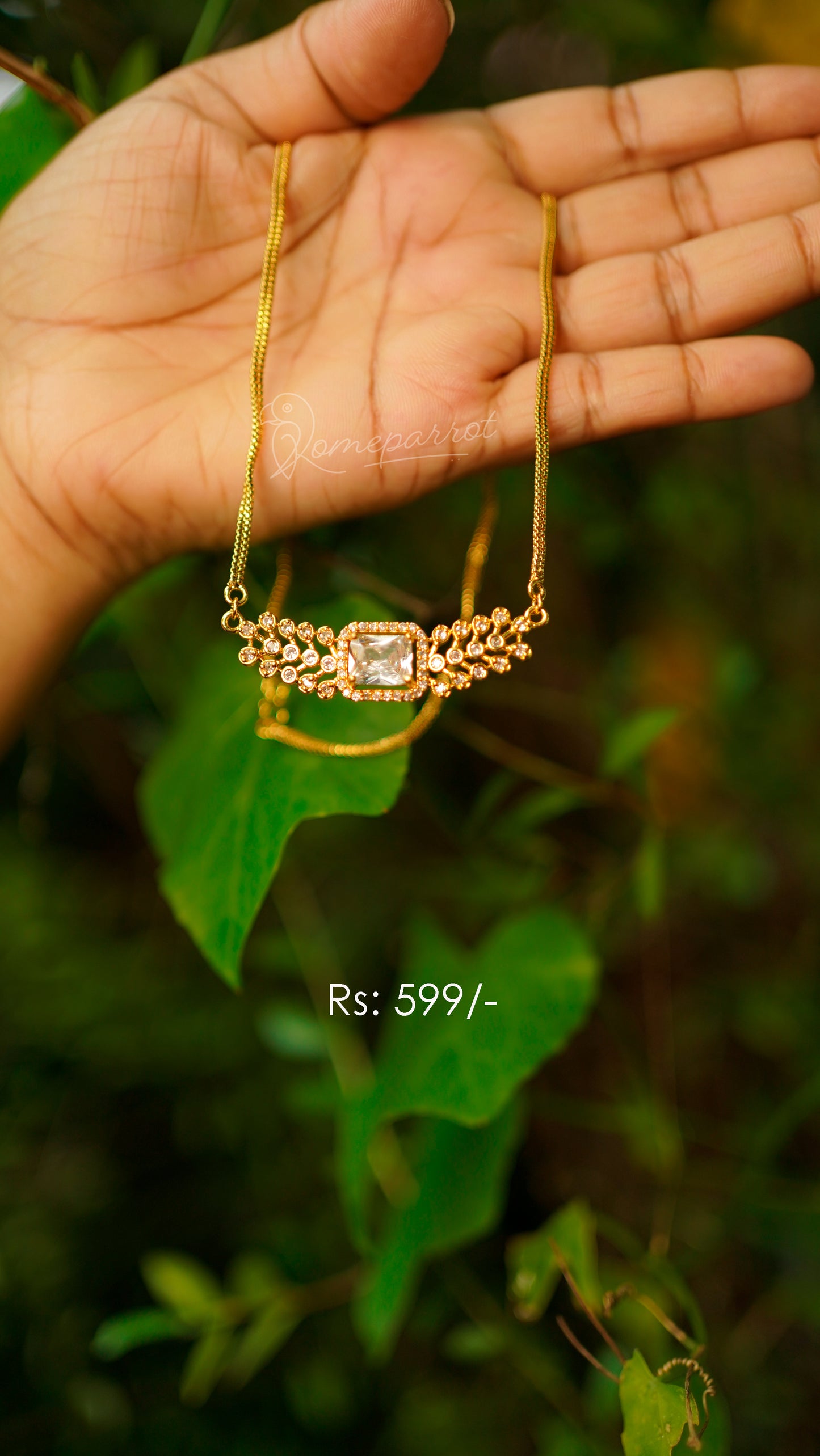 Short elegant chain