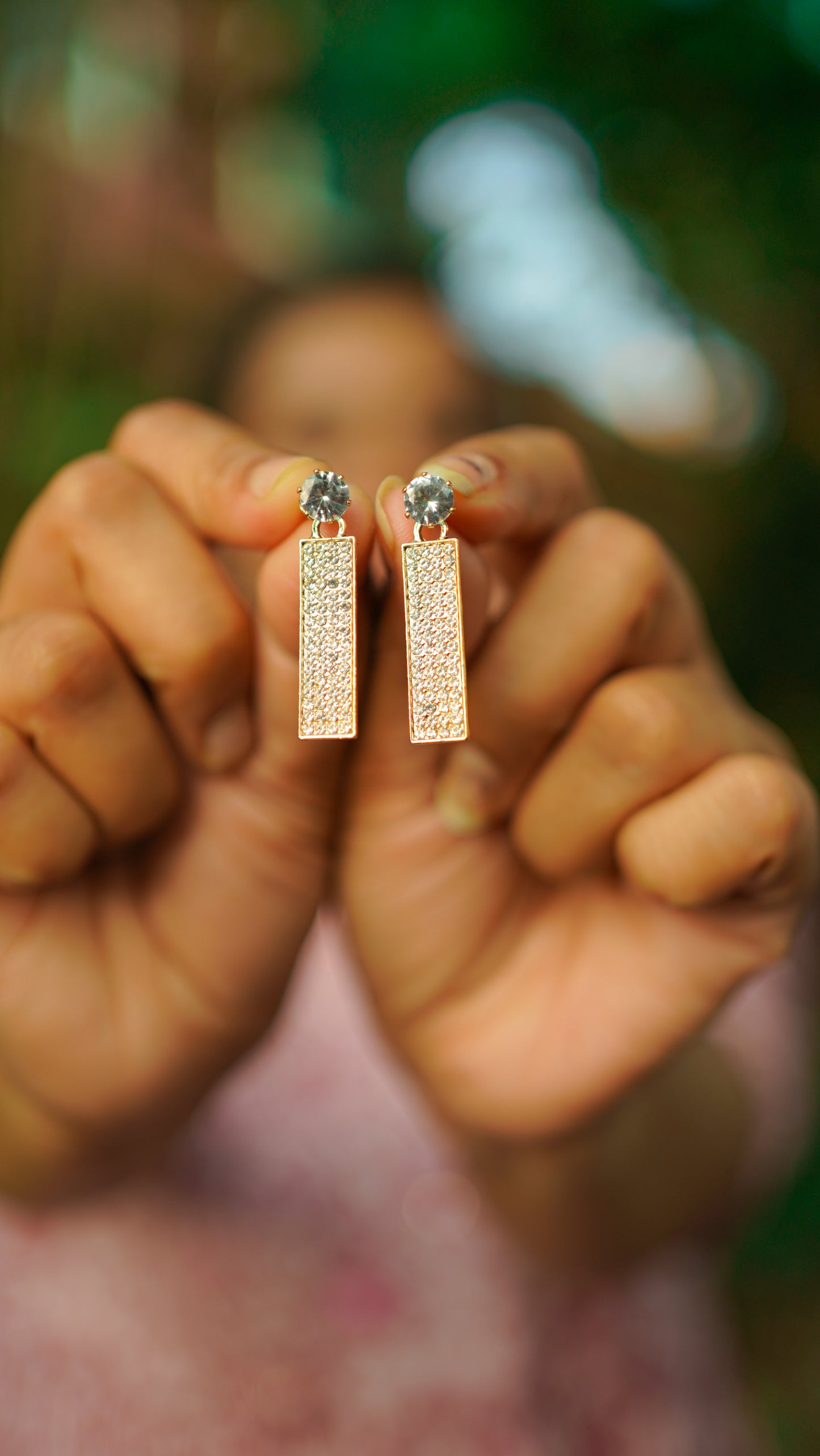 Hanging Earring-E1