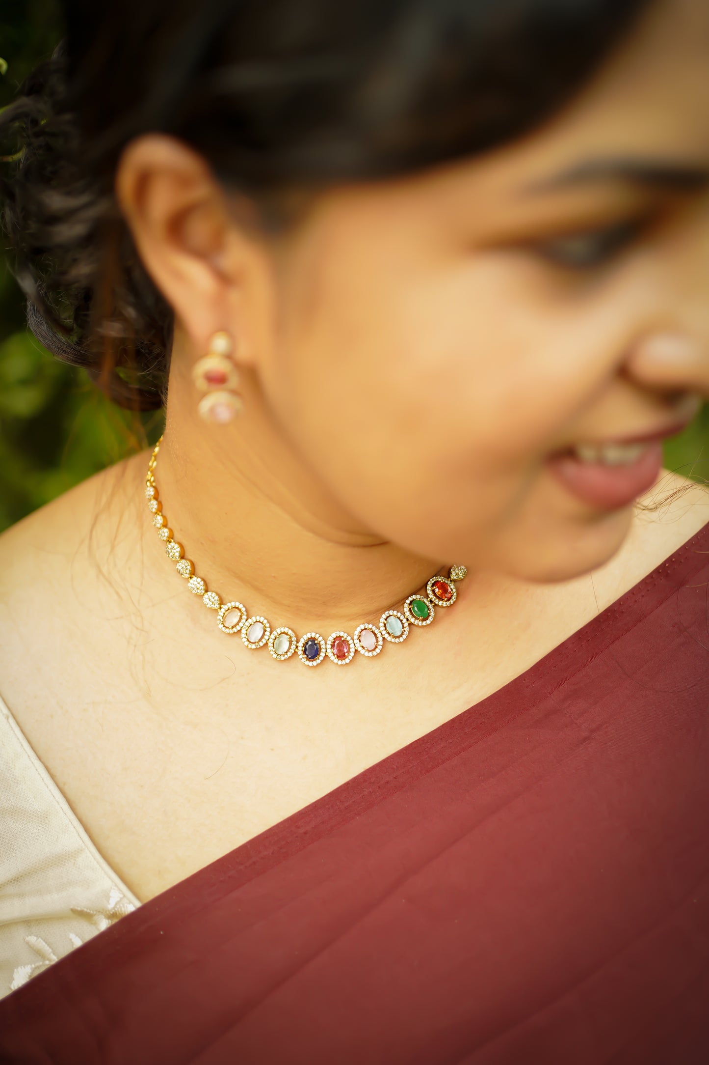 Multi- color matte finish choker set