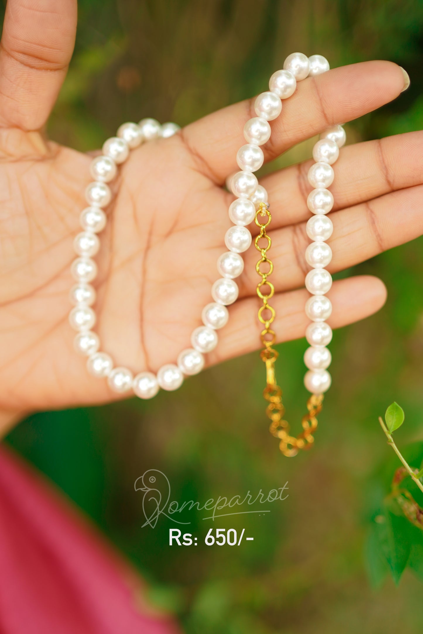 Pearl Single Layer Necklace