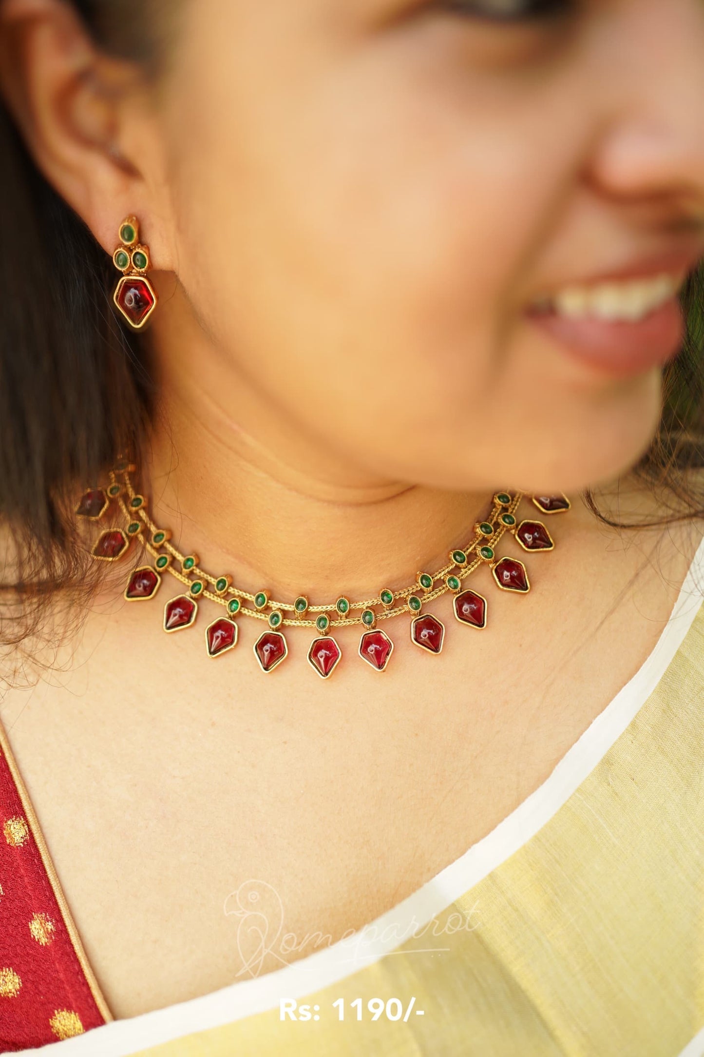 Simple Elegant Traditional Antique Set