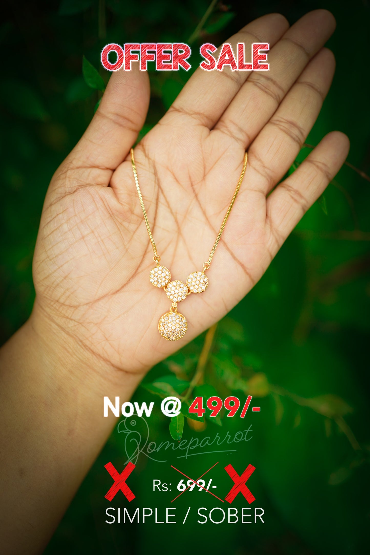 Short white four bud necklace