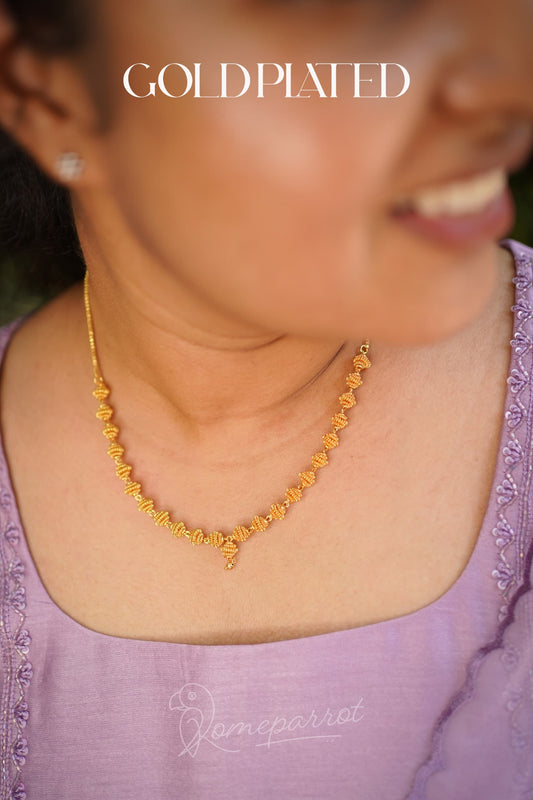 Short Plated round traditional necklace