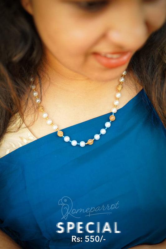 Pearl mix colour necklace short