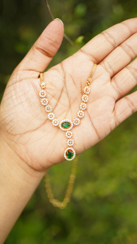 Elegant Short Chain
