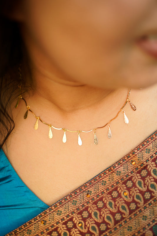 Stylish Gold Plated Simple Necklace